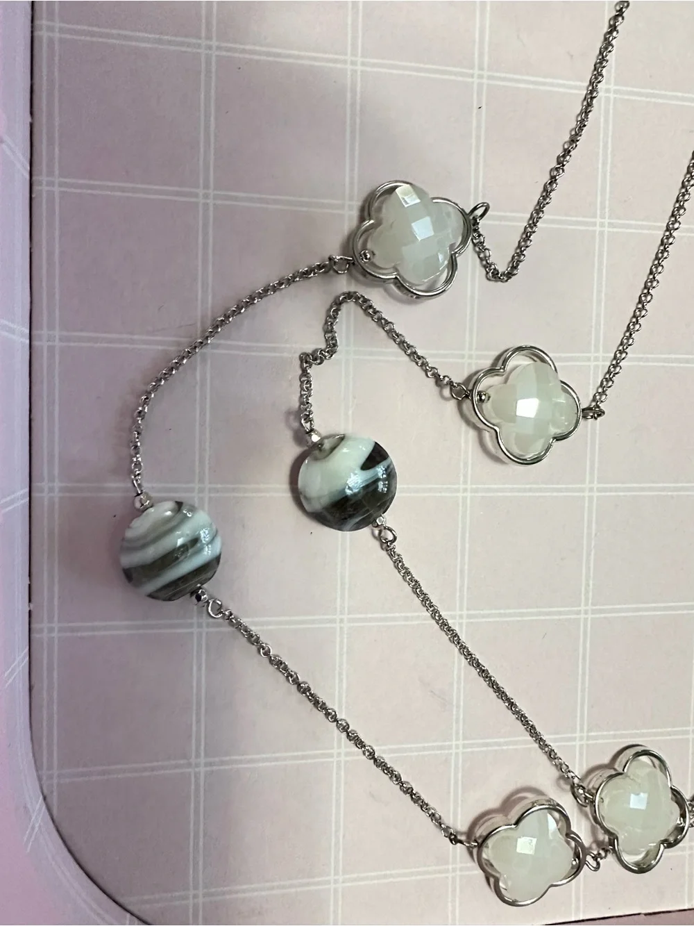 Silver-Tone White Floral & Marbled Bead Necklace and Earring Set